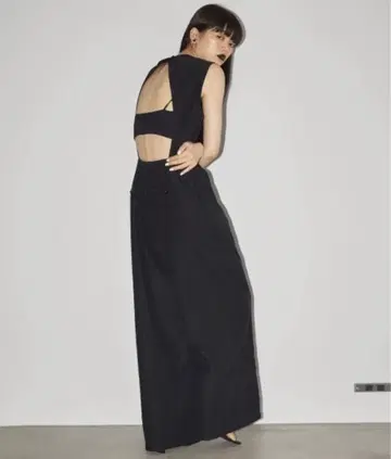 투데이풀 백 오픈 콤비네존