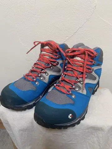 CARAVAN 트레킹 슈즈 GORE TEX 24cm 등산화