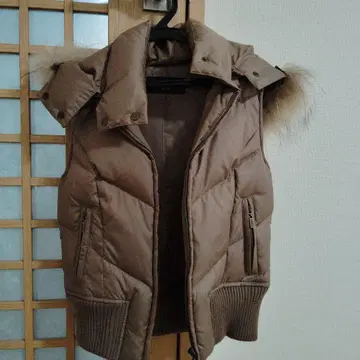 VICKY COUTURE 다운 베스트