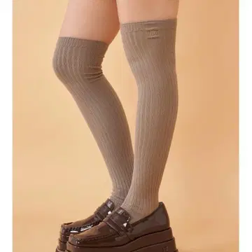 미개봉 새상품 다리치 DD 로고 니하이 삭스 베이지