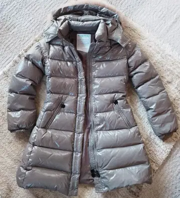 BENETTON 후드 부착 다운 코트 이탈리아 사이즈 40