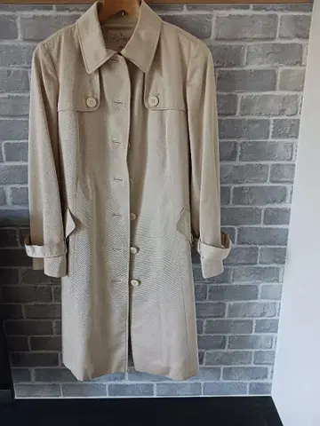 트루사르디 베이지 트렌치코트 허리 벨트 포함