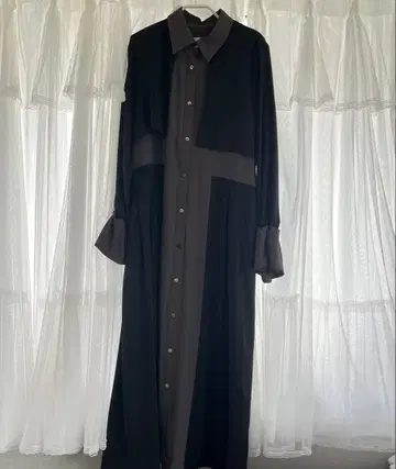 HARE 블랙 긴팔 셔츠 원피스