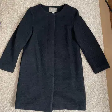 노카라 블랙 코트