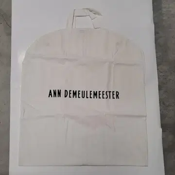미사용 ANN DEMEULEMEESTER 가먼트 백 화이트