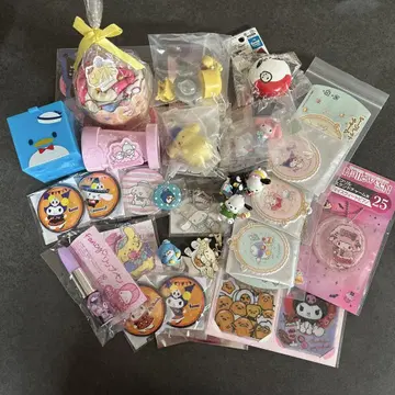 산리오 캐릭터즈 굿즈 묶음 판매