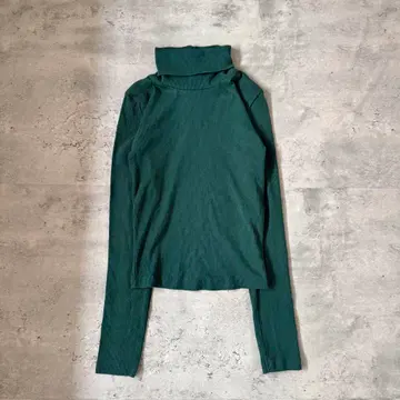 ZARA 자라 터틀넥 니트 그린