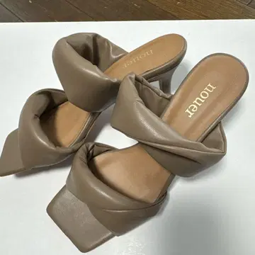 nouer 베이지