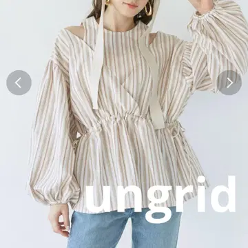 [ 새상품급 ] ungrid 레이어드 디자인 볼륨 블라우스