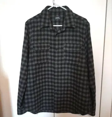 A.P.C. 체크 무늬 울 셔츠 M 사이즈 블랙/그레이 남성용