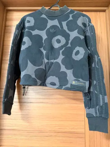 adidas marimekko 플라워 패턴 맨투맨