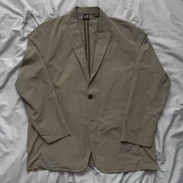 New Balance 카키 테일러드 자켓 M met 24