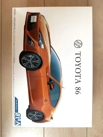 TOYOTA 86 오렌지 1/24 스케일