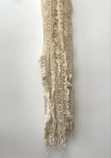 필리 오 링크스 프린지 장식 레이스 뜨개질 머플러 크림색