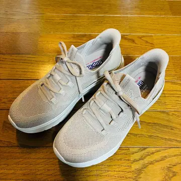 스케쳐스