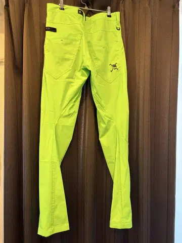 OAKLEY 퍼포먼스 핏 팬츠 형광 그린