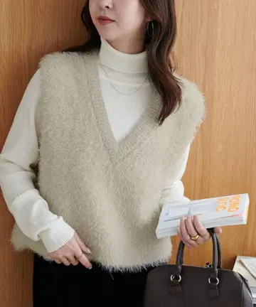 [택 포함 새상품] 앞뒤 2WAY 페더얀 숏 베스트 베이지
