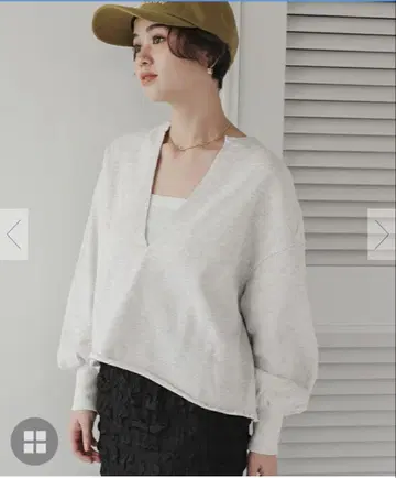 titivate 깊은 V넥 맨투맨 풀오버