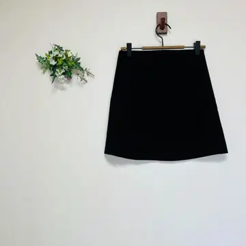 자라 XS 사이즈 미니 스커트 무지 심플
