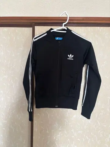 adidas 블랙 집업 저지