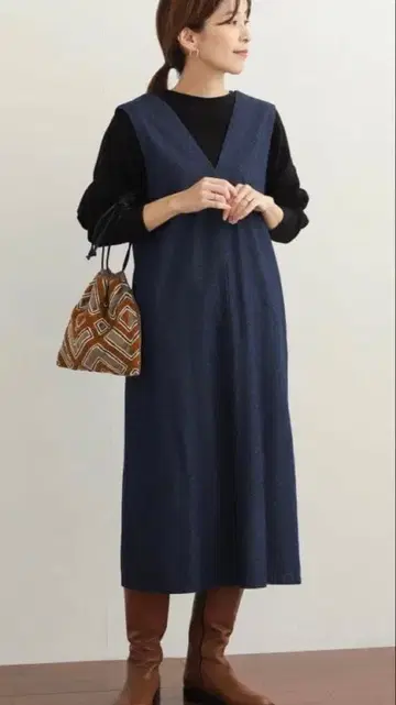 어반 리서치 도어스 오버롤 스커트
