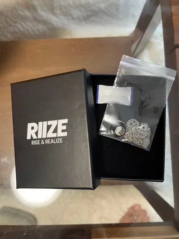 riize 팝업 목걸이