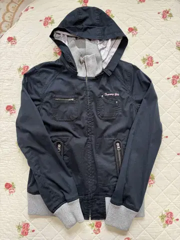 tommy girl tommyhilfiger 후드 부착 점퍼 사이즈 M