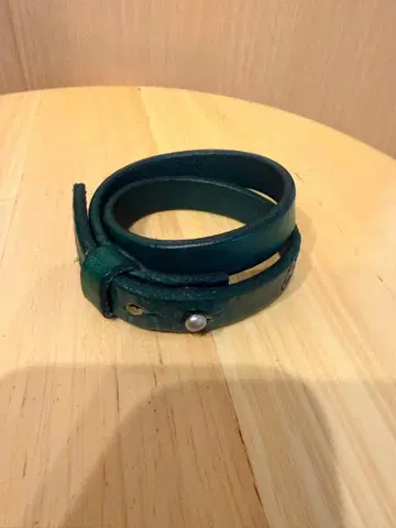 DSQUARED2 다크 그린 가죽 팔찌