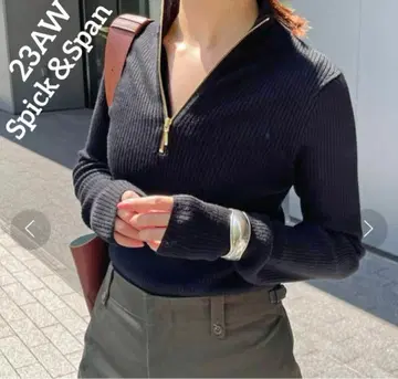 스픽 앤 스팬 하프 지퍼 리브 하이넥
