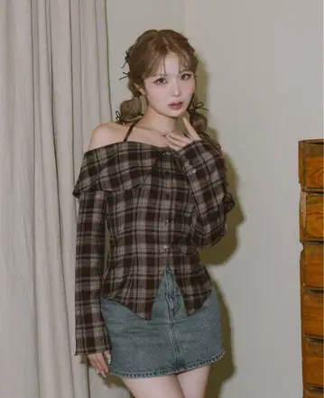 Darich 다리치 홀터 오프숄더 체크 셔츠 브라운 BRN