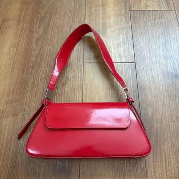 ZARA 빨간색 핸드백