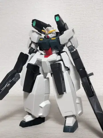 HG 세라비 건담