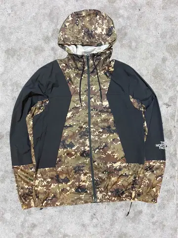 THE NORTH FACE 카모플라쥬 후드 부착 자켓