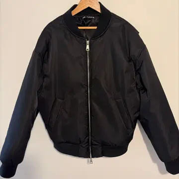 ZARA 퀼팅 봄버 자켓
