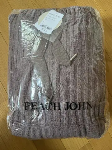 [ 미사용 새상품 ] PEACH JOHN 마츠시마 소 휘핑 리브 파자마
