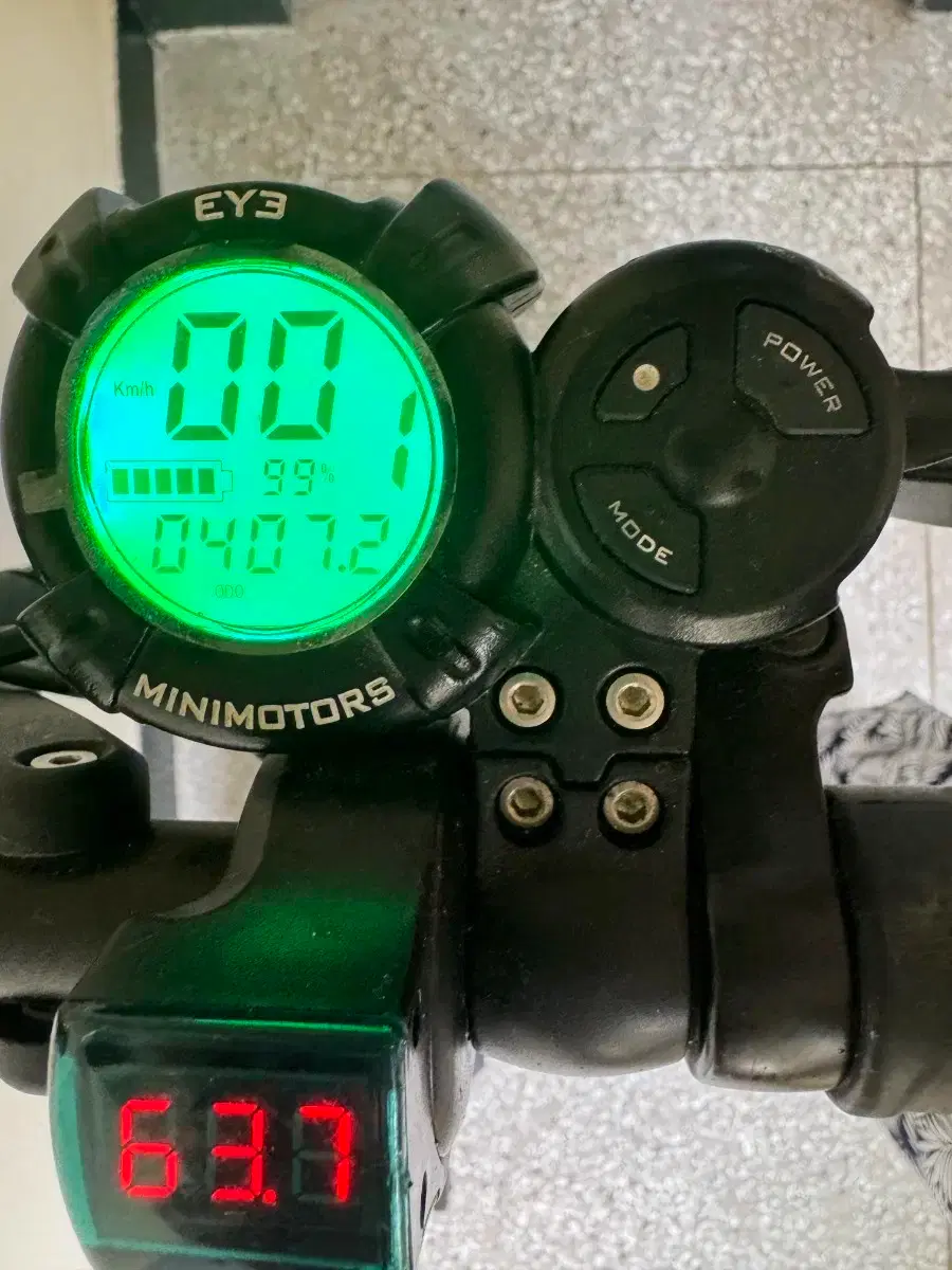 Mini Motors Dualtron Eagle electric kickboard (includes one-time full  charge, helmet if desired) #전동킥보드,#미니모터스,#듀얼트론이글,#듀얼전동킥보드 on Bunjang Global  Site.