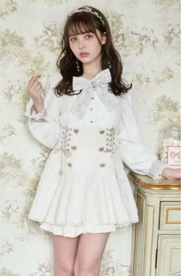 리즈리사 메시지 리본 트위드 셋업 화이트