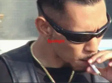 IO 착용 가격 인하 협상 가능 oakley straight jacket