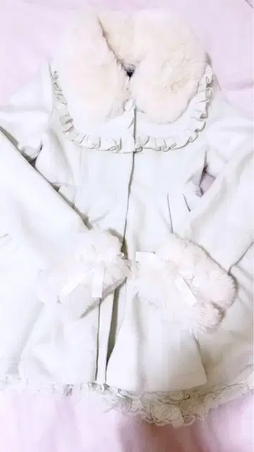 MARS 사키마루짱 콜라보 하트 버튼 포함 요크 롱 코트