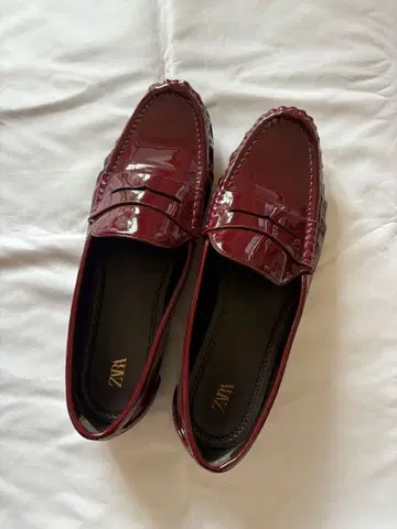 zara 에나멜 로퍼