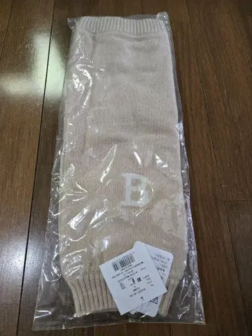 보더스 앳 발코니 레그 워머 캐시미어제