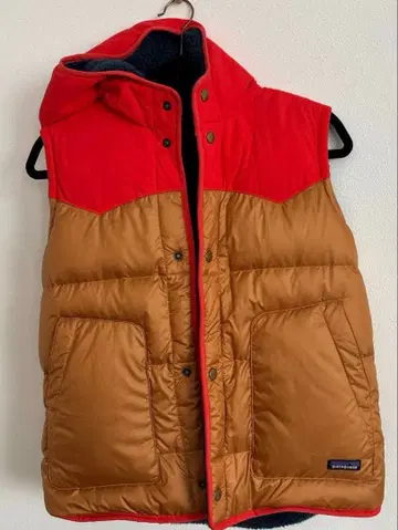 파타고니아 리버서블 다운 베스트 L