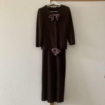 KETTY 리본 포함 브라운 셋업