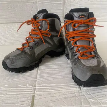 AKU 고어텍스 등산화 US 5 22.5cm Vibram 여성용