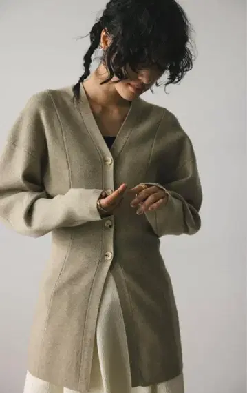 미사용 STYLEMIXER 허리 쉐이프 니트 가디건