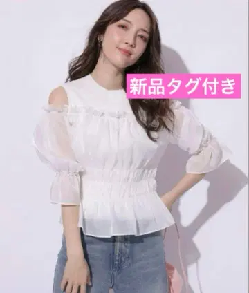 83 [새상품 택] Apuweiser-riche 레이어드 시어 셔링 니트