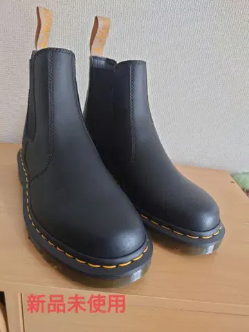 미사용 새상품 닥터마틴 Vegan 2976 첼시 부츠