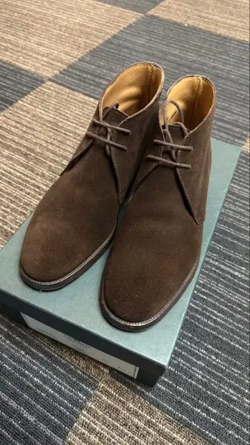 크로켓&존스 CHERTSEY 5 1/2E 브라운 스웨이드