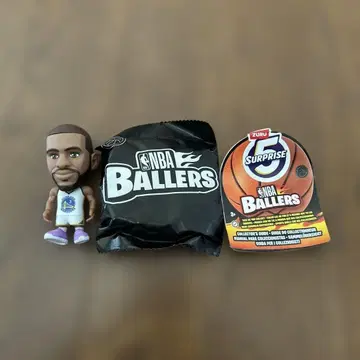 NBA Ballers 피규어와 서프라이즈 공