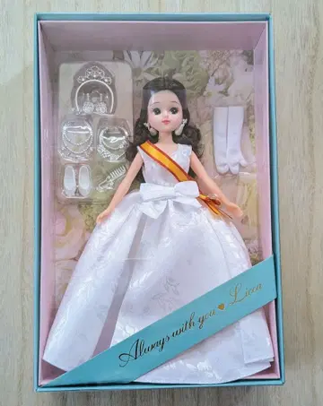 타카라토미 주주 우대 2019년 로브 데콜테 리카짱